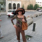 naz in middle of beirut